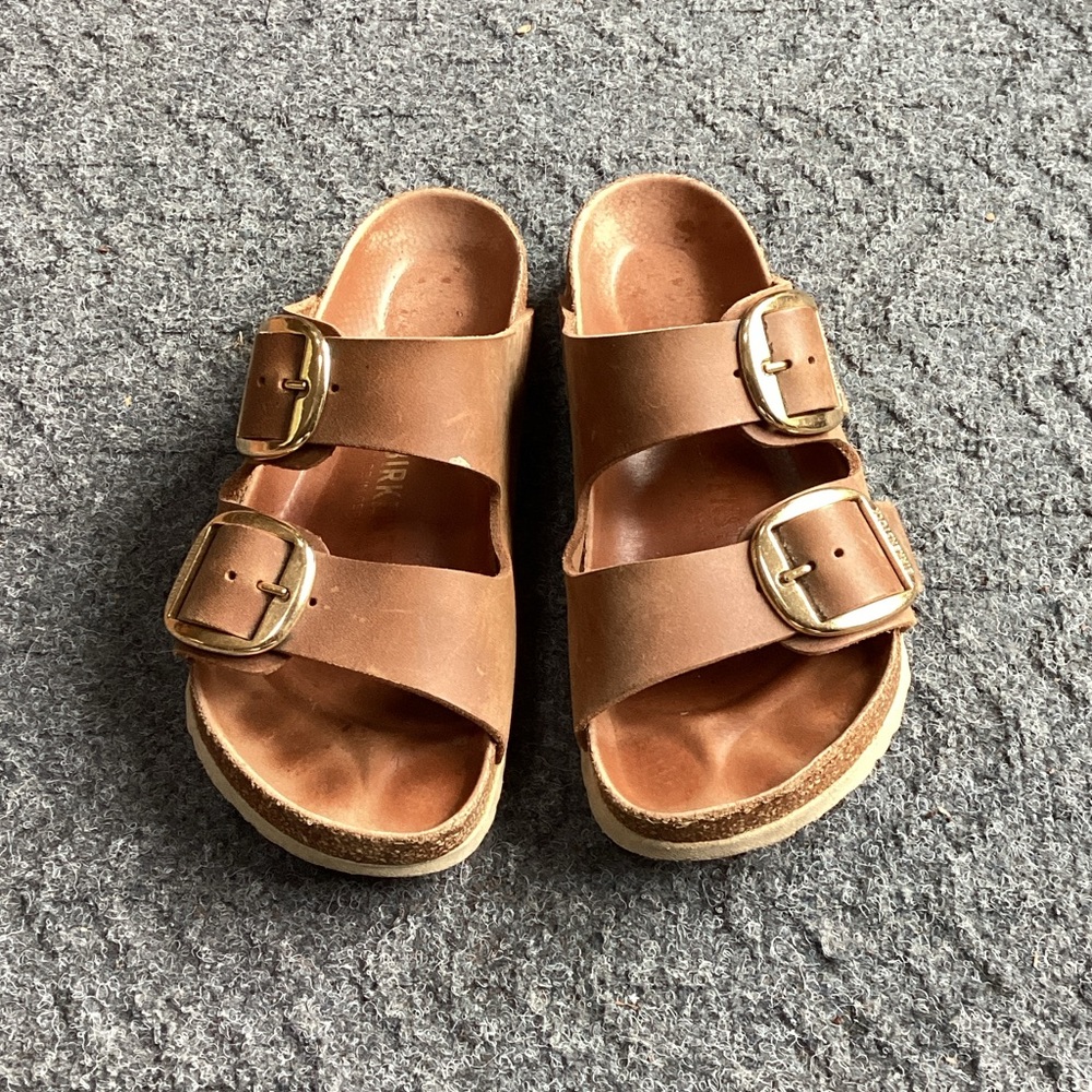 Gold Big buckle brown leather Birkenstock